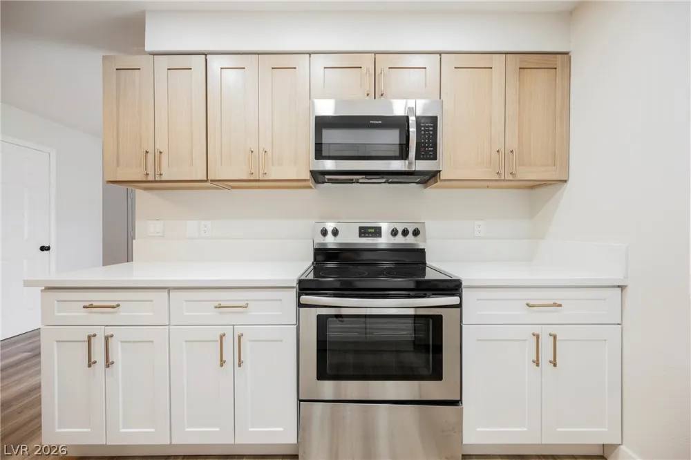5295 Indian River Drive #312 Las Vegas, NV 89103