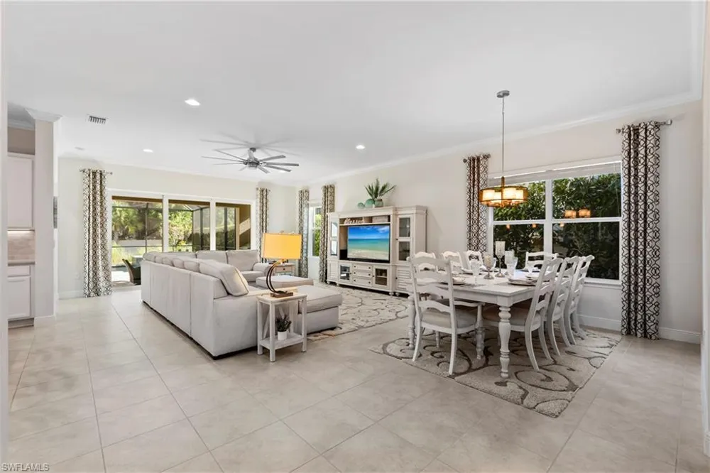 3636 Pilot Circle Naples, FL 34120