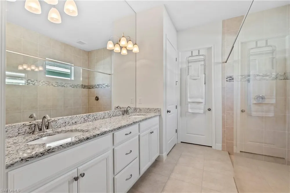 3636 Pilot Circle Naples, FL 34120