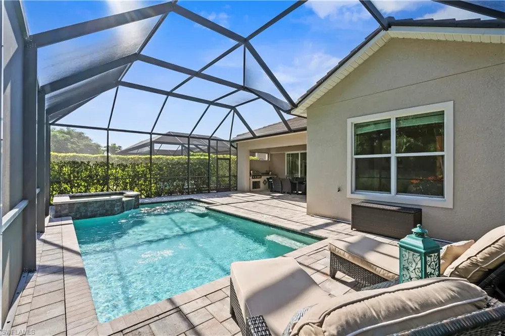 3636 Pilot Circle Naples, FL 34120