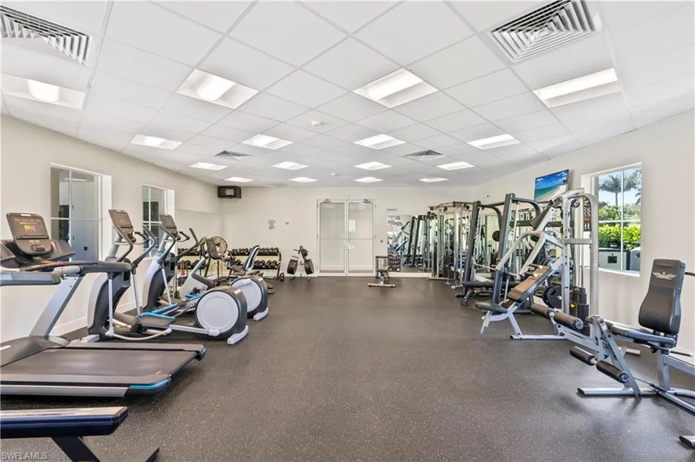 3636 Pilot Circle Naples, FL 34120