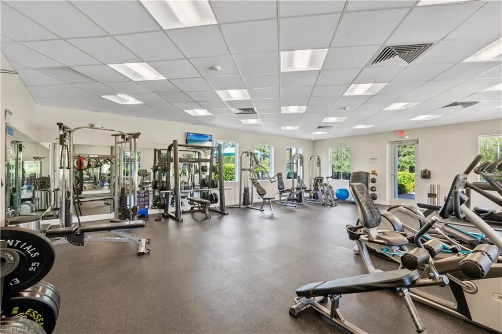 3636 Pilot Circle Naples, FL 34120