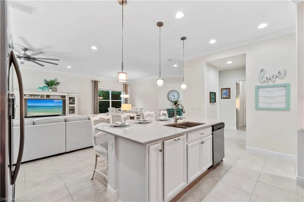 3636 Pilot Circle Naples, FL 34120