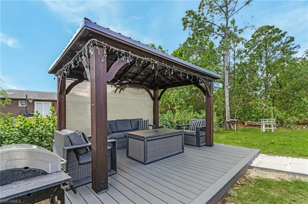 3905 15th Street W Lehigh Acres, FL 33971