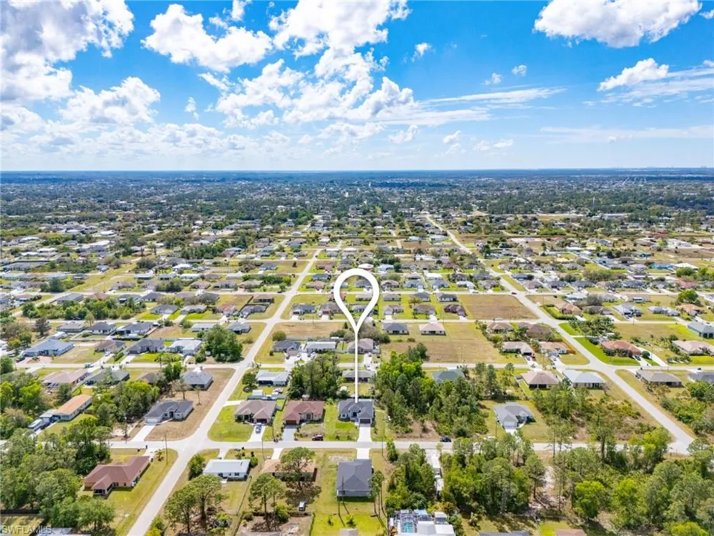 3905 15th Street W Lehigh Acres, FL 33971