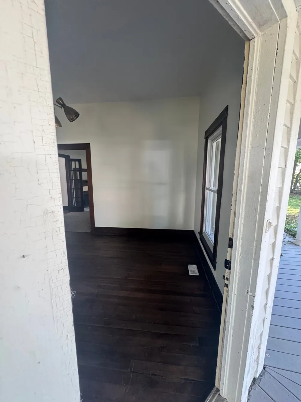 401 College St Petersburg, TN 37144