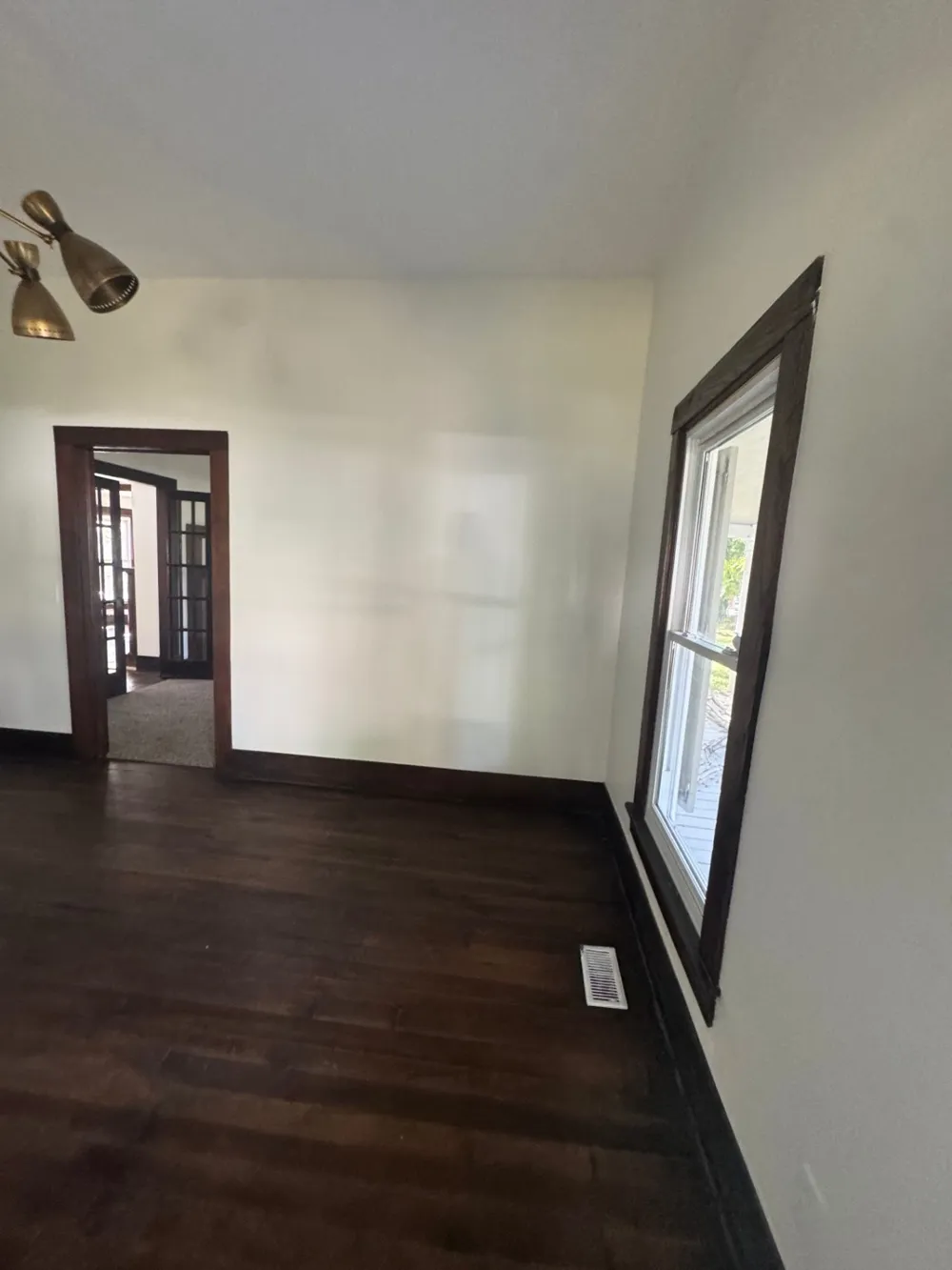 401 College St Petersburg, TN 37144