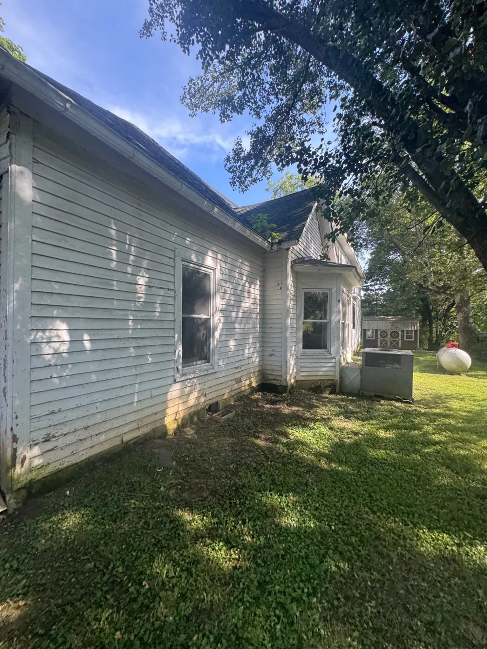 401 College St Petersburg, TN 37144