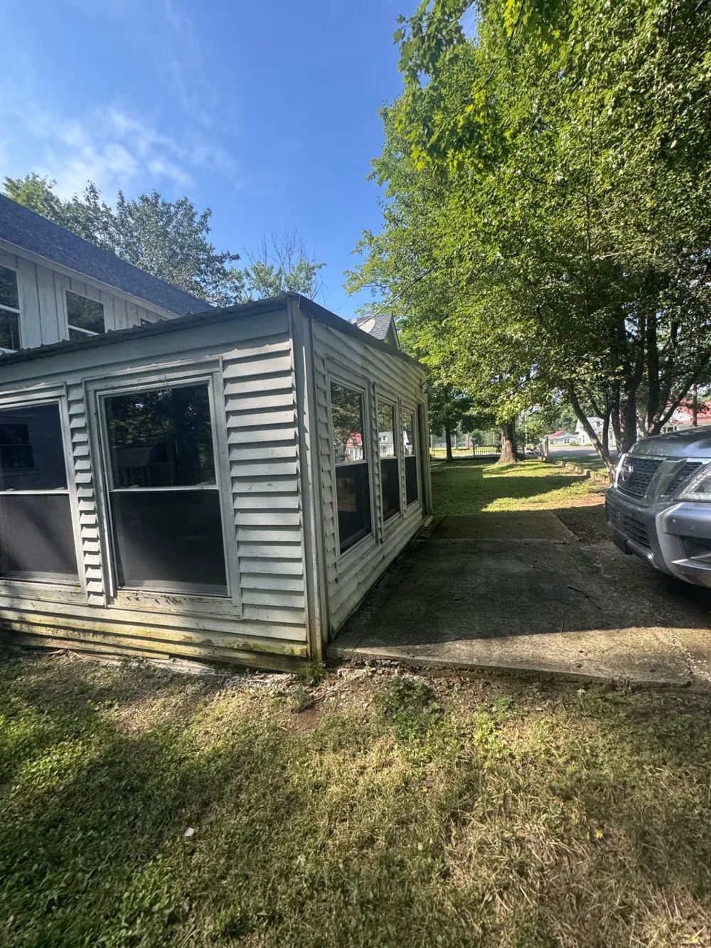 401 College St Petersburg, TN 37144