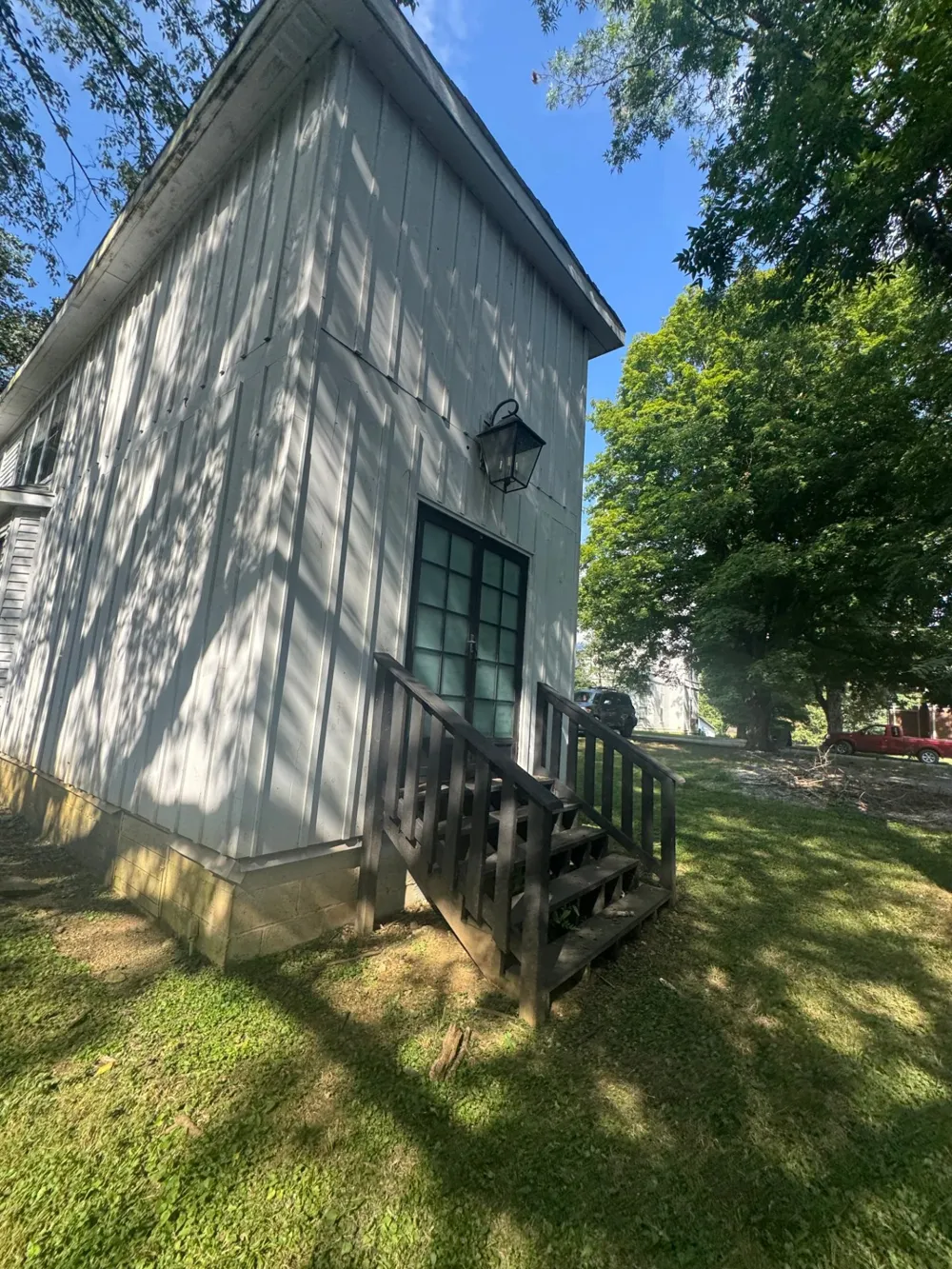 401 College St Petersburg, TN 37144