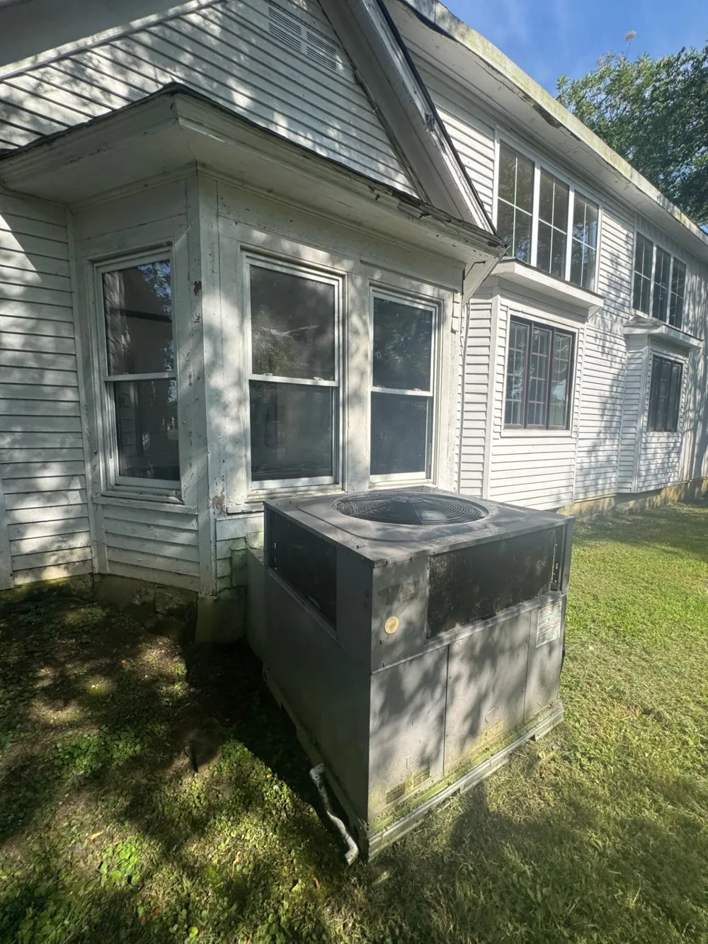 401 College St Petersburg, TN 37144