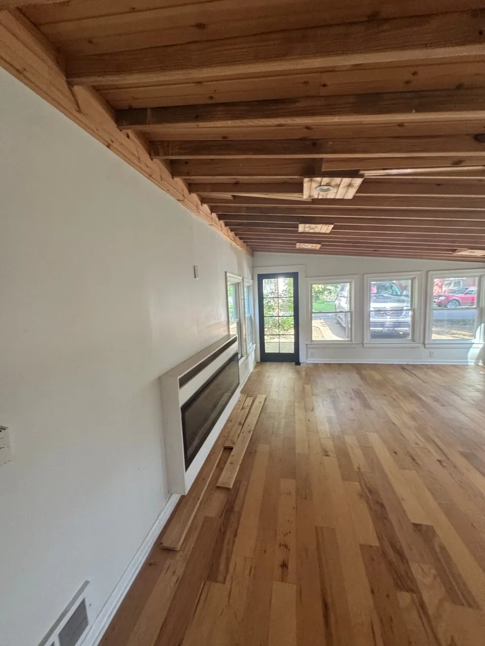 401 College St Petersburg, TN 37144