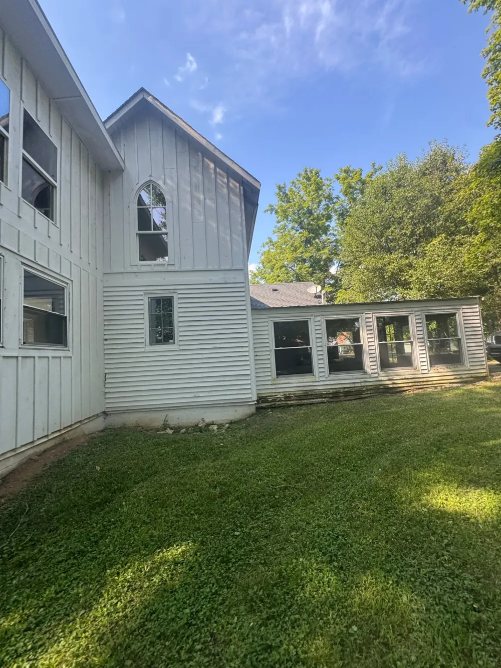 401 College St Petersburg, TN 37144