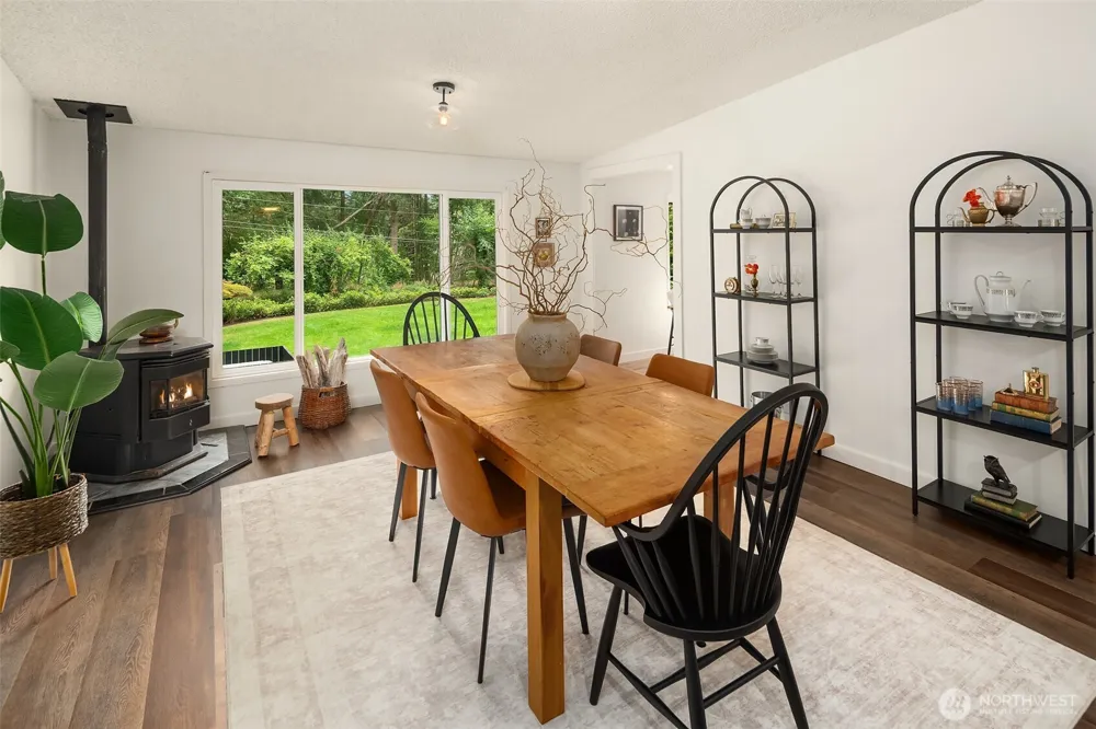 10206 SW Quartermaster Drive Vashon, WA 98070