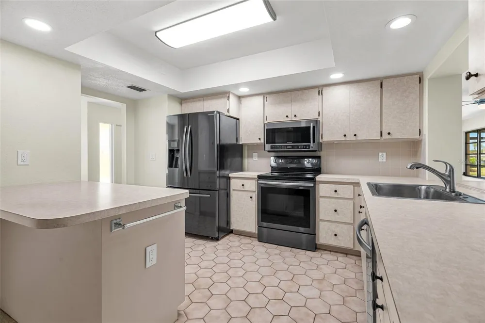 1123 MISTI COURT Venice, FL 34293