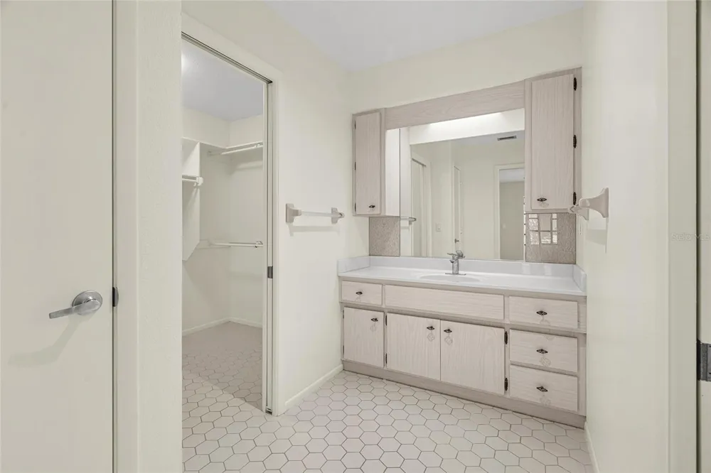 1123 MISTI COURT Venice, FL 34293