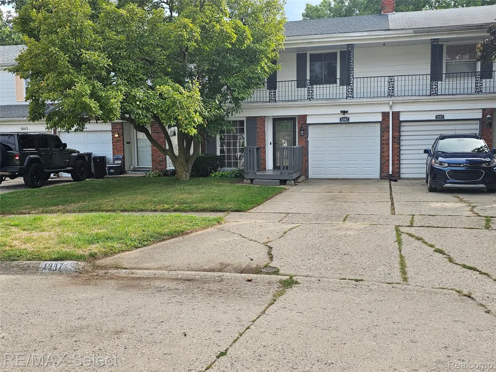 1947 E Laurel Oak Drive Drive Flint City, MI 48507