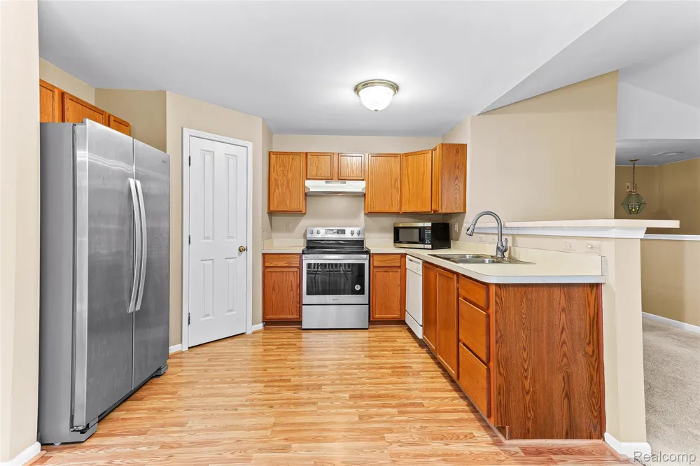 47975 CARDIFF AVENUE Canton Charter Township, MI 48188
