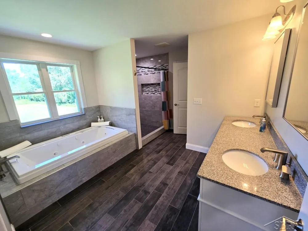 6785 Michigan Road Kochville Township, MI 48604