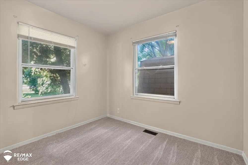 4501 Esta Drive Genesee Charter Township, MI 48506
