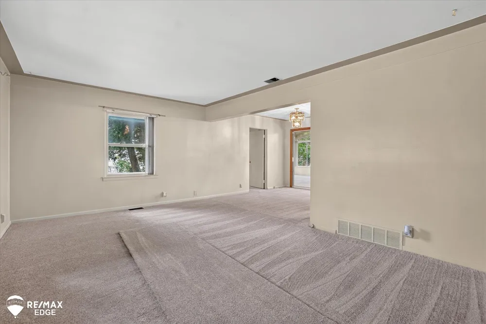 4501 Esta Drive Genesee Charter Township, MI 48506