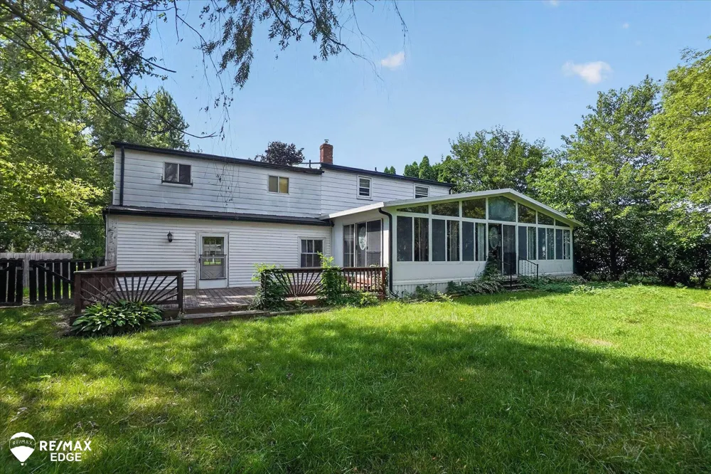 4501 Esta Drive Genesee Charter Township, MI 48506