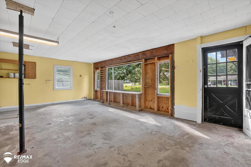 4501 Esta Drive Genesee Charter Township, MI 48506