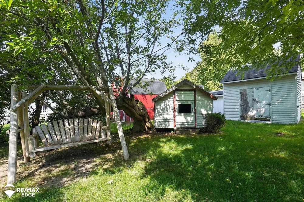 4501 Esta Drive Genesee Charter Township, MI 48506