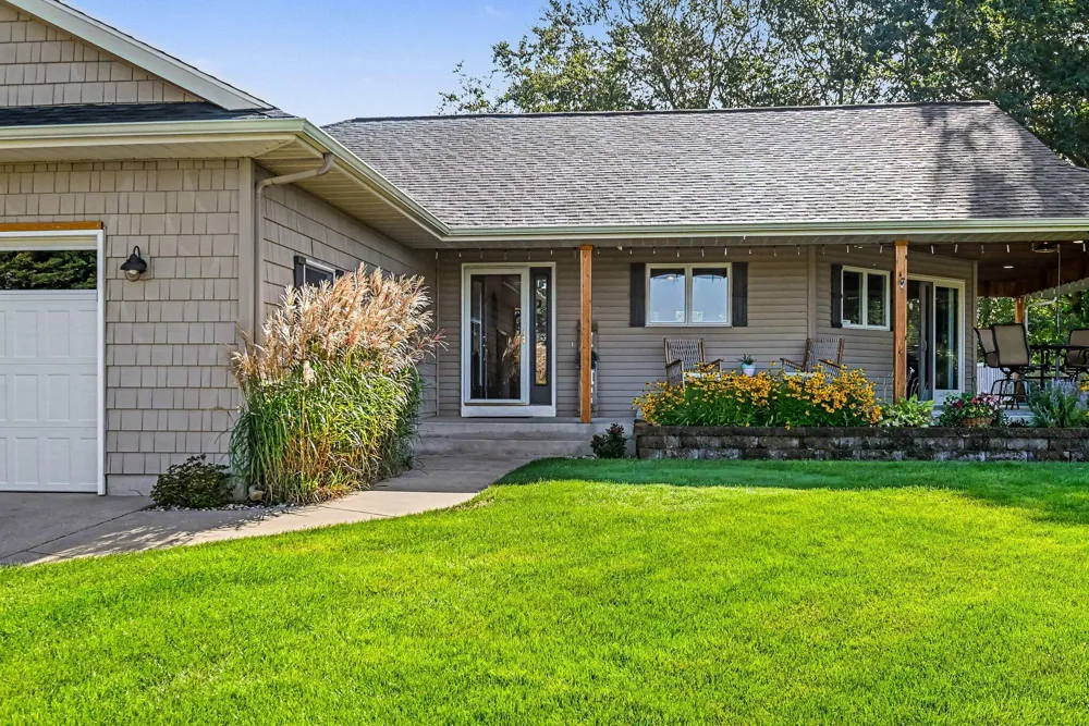 569 Hawksnest Drive Casco Township, MI 49090