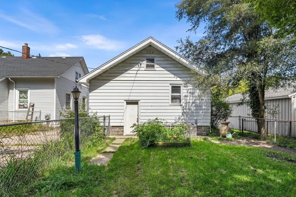 1450 Walker Avenue NW Grand Rapids City, MI 49504