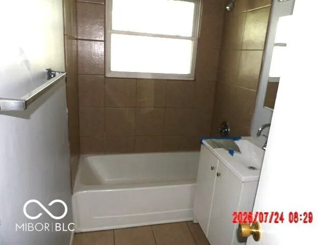 7301 Twin Beech Drive Indianapolis, IN 46226