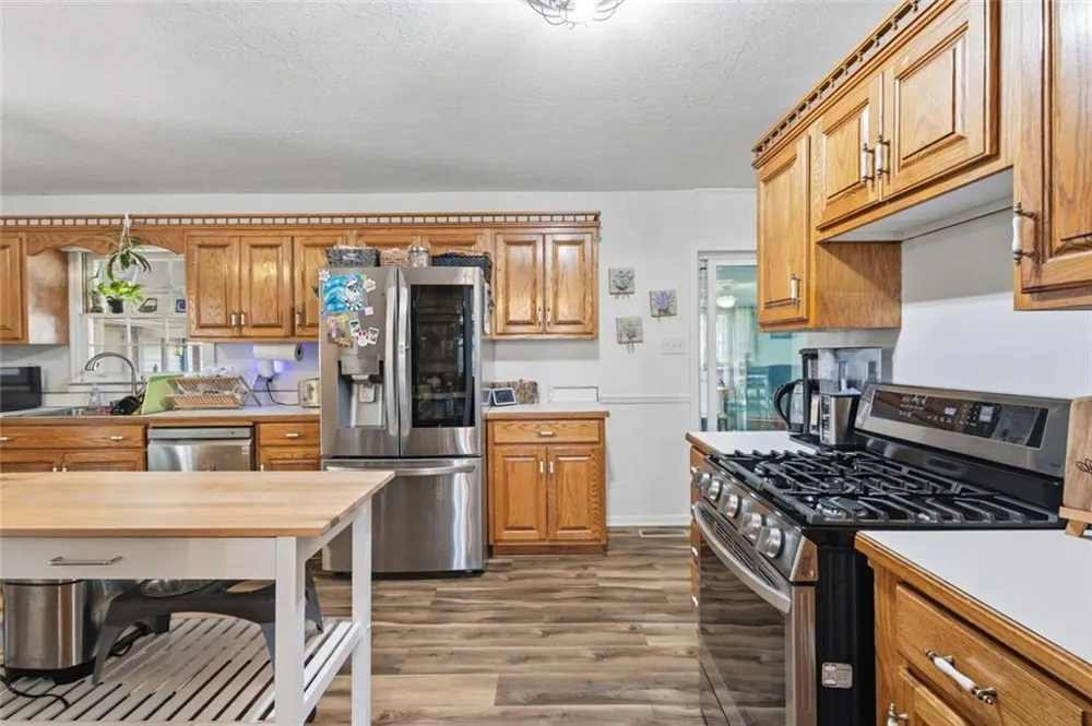 3931 Green Drive Gainesville, GA 30506