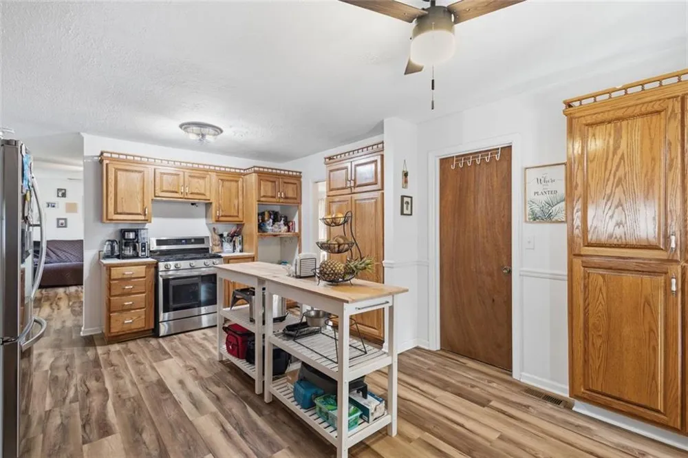 3931 Green Drive Gainesville, GA 30506