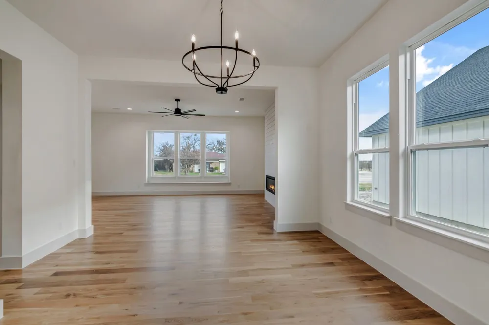 205 W 7th Street Justin, TX 76247