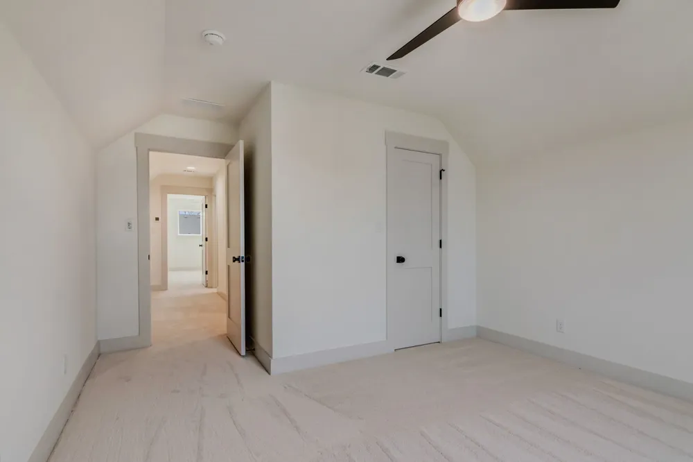 205 W 7th Street Justin, TX 76247
