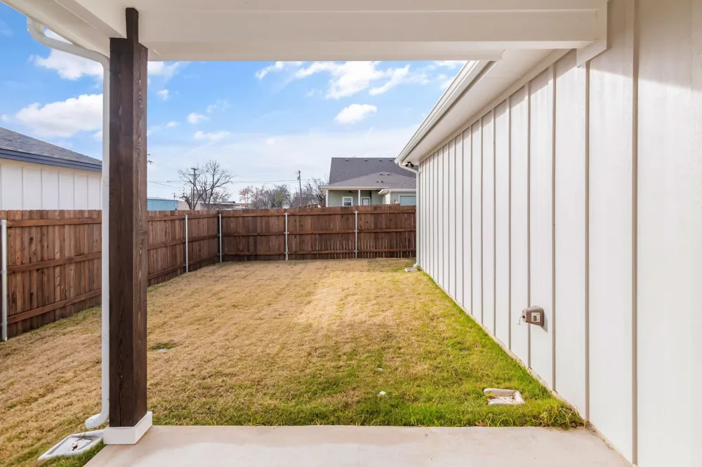 205 W 7th Street Justin, TX 76247
