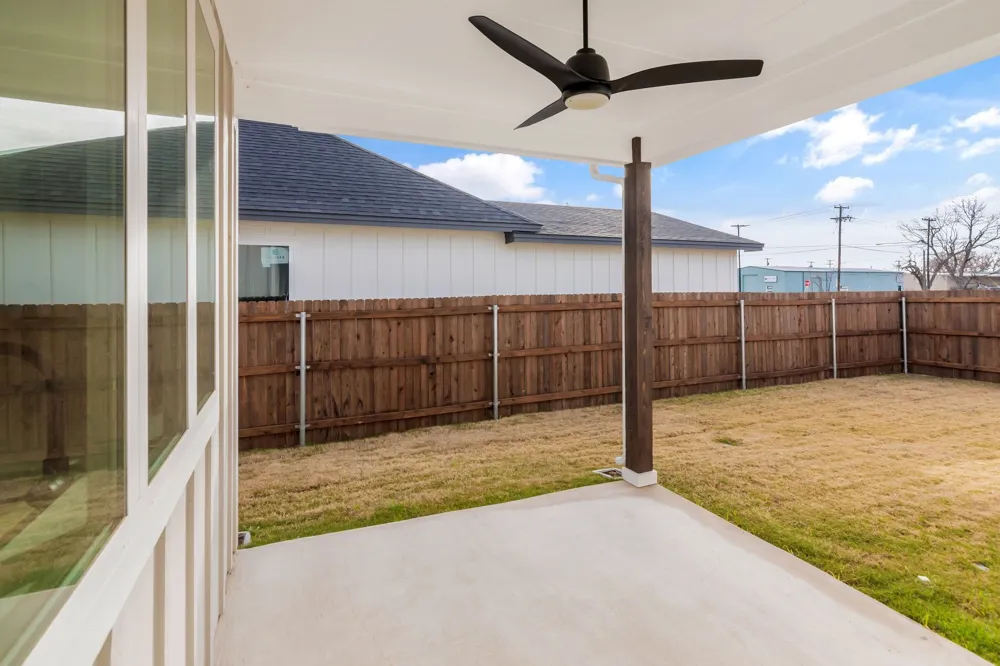 205 W 7th Street Justin, TX 76247