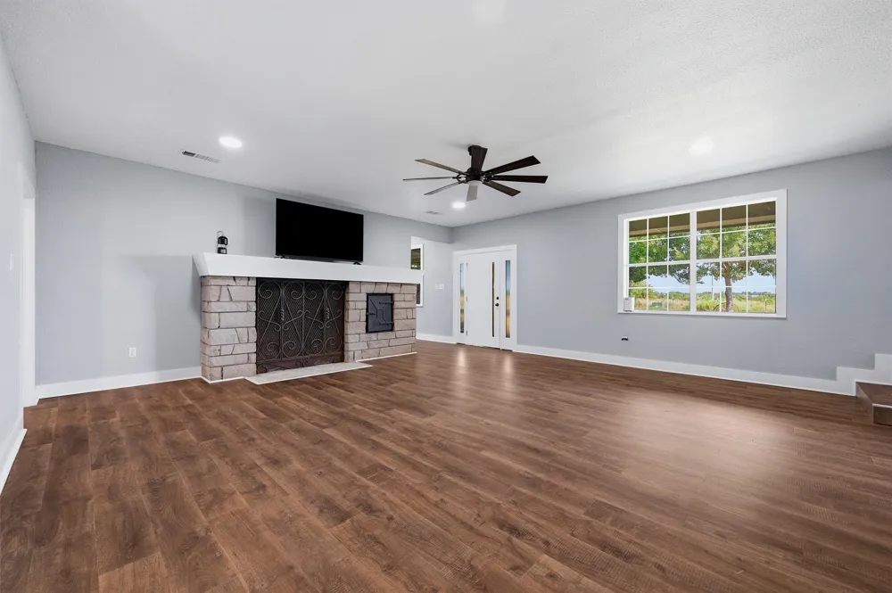 705 Club Lake Road Whitesboro, TX 76273