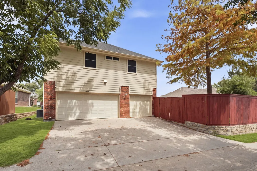 2404 Frosted Green Lane Plano, TX 75025