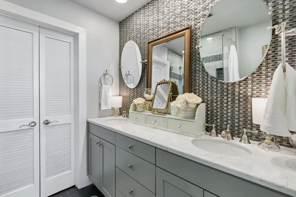 411 W 7th Street #405 Fort Worth, TX 76102