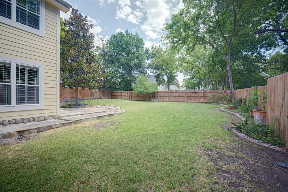 807 Barnes Street McKinney, TX 75069