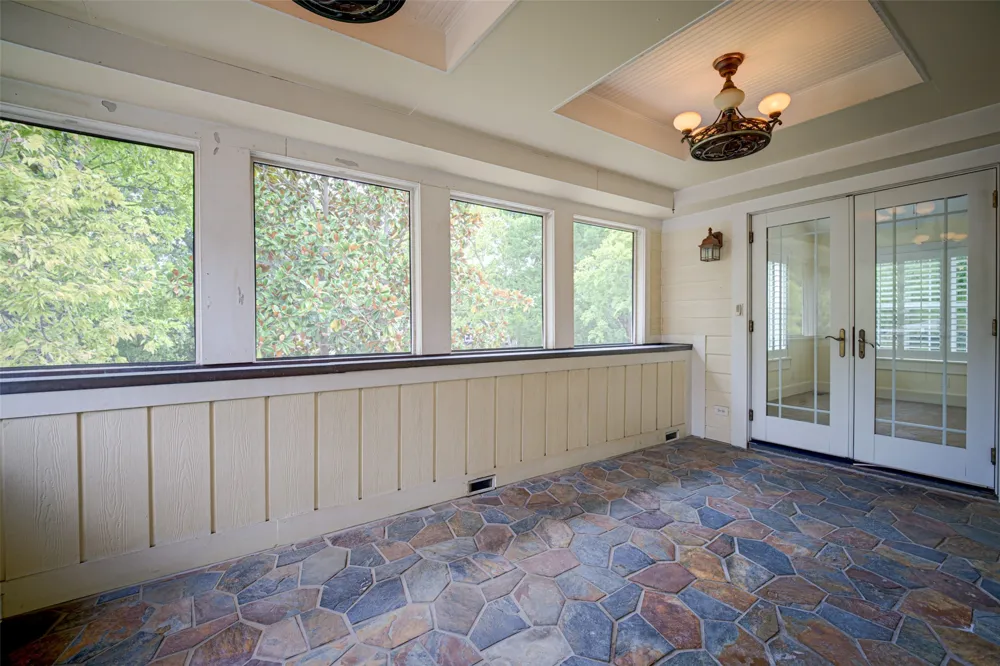 807 Barnes Street McKinney, TX 75069