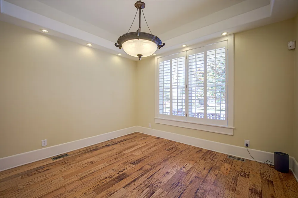 807 Barnes Street McKinney, TX 75069