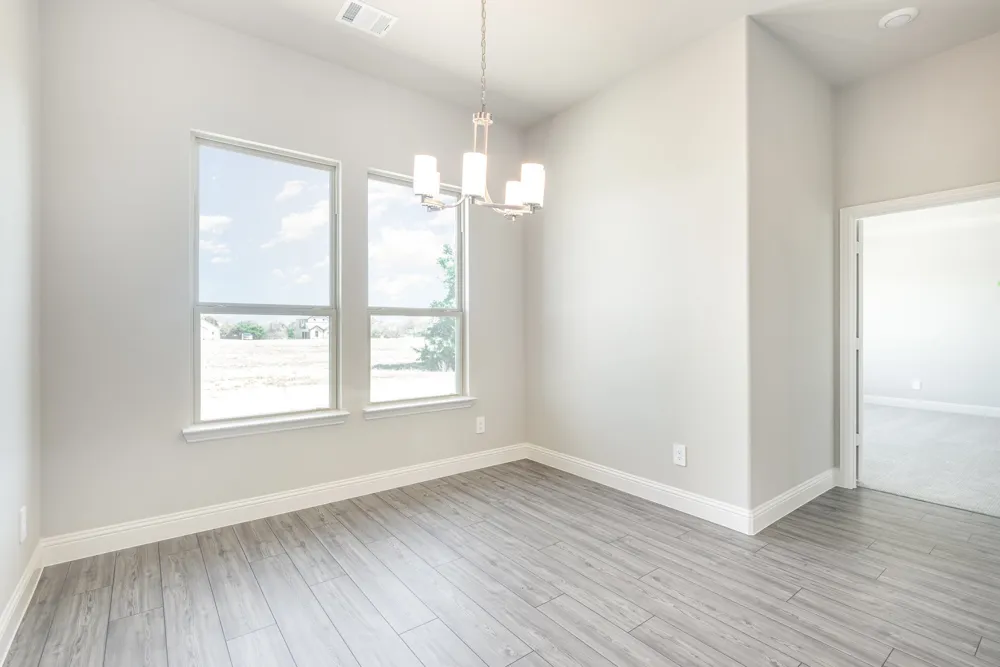 720 Candace Drive DeSoto, TX 75115