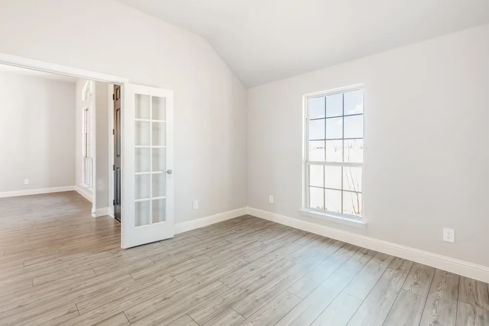720 Candace Drive DeSoto, TX 75115
