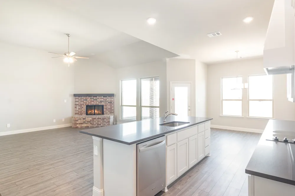 720 Candace Drive DeSoto, TX 75115