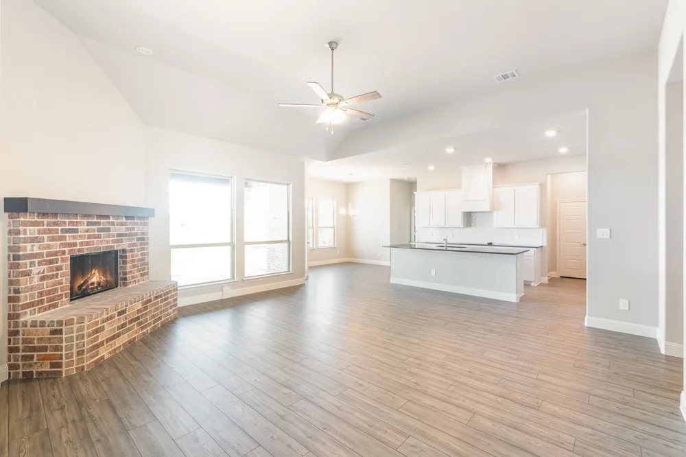 720 Candace Drive DeSoto, TX 75115
