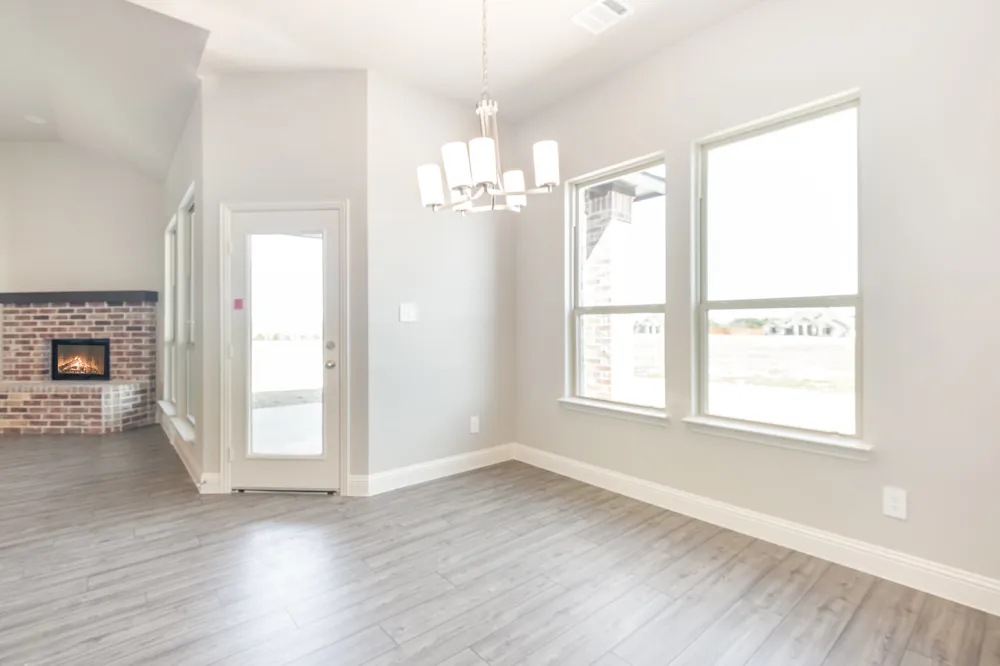 720 Candace Drive DeSoto, TX 75115