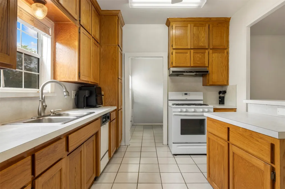 602 E Broadway Street Prosper, TX 75078