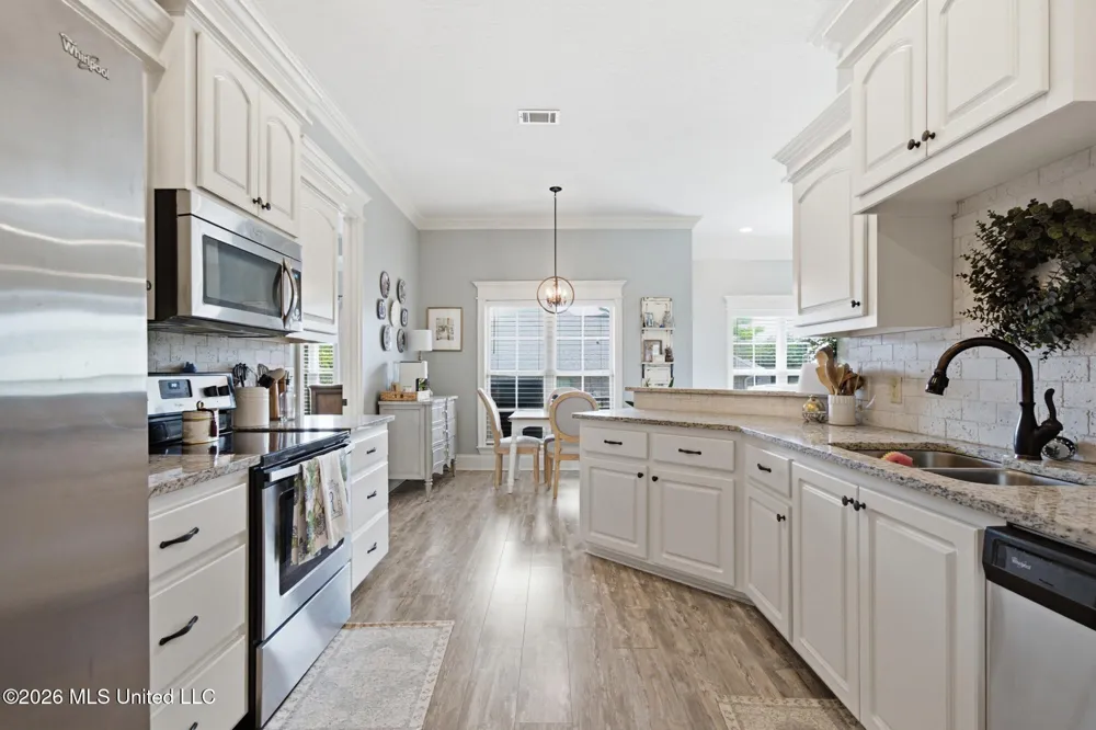 28 Chastain Sumrall, MS 39482